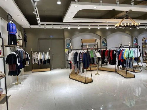 华南服装批发市场在苏醒 数字化布局成批发商制胜关键